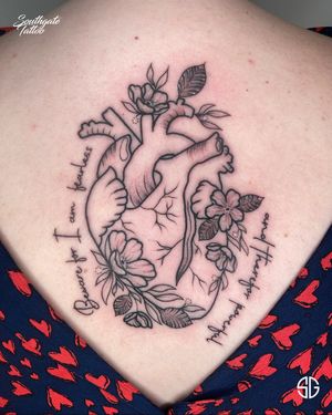 • Beware for I am fearless and therefore powerful • custom line work back piece by our resident @nicole__tattoo 🤍Books/Info: 👉🏻@southgatetattoo •••#hearttattoo #fearless #powerfull #southgatetattoo #sgtattoo #sg #londontattoo #backtattoo #lineworktattoo #heart #flowers 