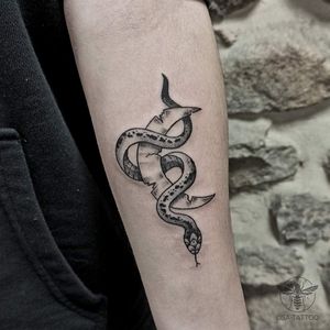 Tattoo by Avarde tattoo