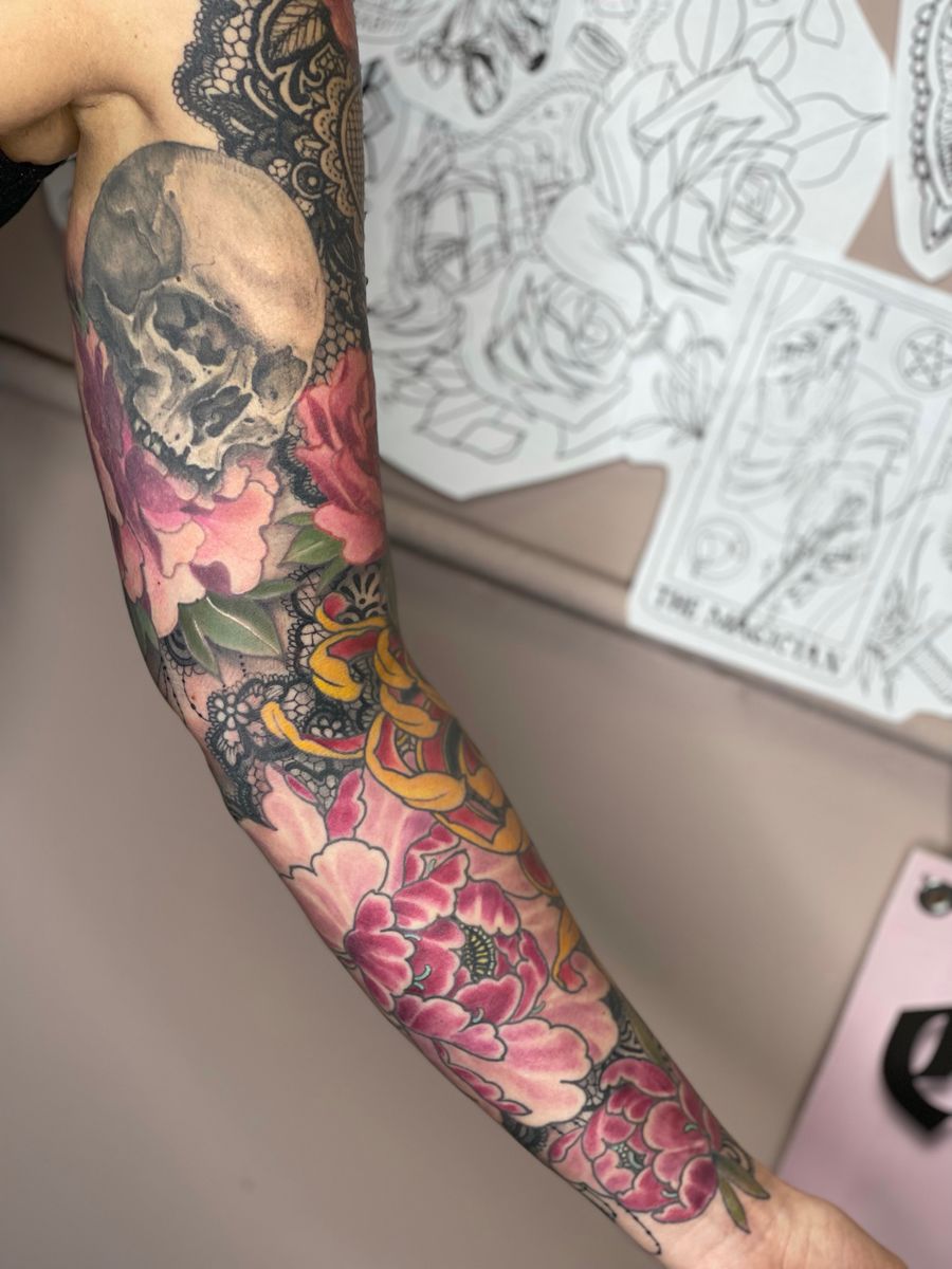 Tattoo uploaded by carly grainger • Florals and lace. Half healed half  fresh. • Tattoodo