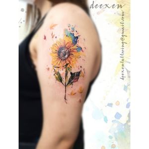 Let our scars fall in love➡️Contact: contact@deexen.info🌻Merci Aurélie!  #sunflowertattoo #sunflowerwatercolor #tournesol #fleuraquarelle #watercolor #tatouageaquarelle #tattoo #tatouage #inktattoo #flowertattoo #watercolorflower #paristatouage #deexen #deexentattooing 