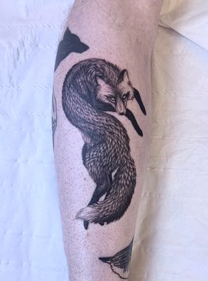 Ooh Foxy!I absolutely love tattooing furry creatures, dm me to book one of your own 😊.#fox #foxtattoo #wildlifetattoo #animaltattoo #dotworktattoo #stippletattoo #blackworktattoo #blackworkerssubmission