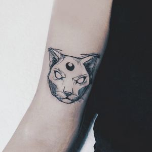 — 𝒎𝒐𝒐𝒏 𝒄𝒂𝒕 🌙 📩 DM me for tattoo info! 💉#tattoo #tattooed #cattattoo #mooncat #mooncattattoo #demoncat #demoncattattoo #moontattoo #esotericism #animaltattoo #blackworktattoo #sketchtattoo #lineworktattoo #blacktattoo #armtattoo #inktattoo #ink #dynamicink #alkimiatattoo #art #artist #contemporaryart #tattoosevilla #tattoospain #tattooartist #tattooaprentice
