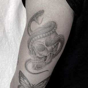 Illustrative tattoo by Jesus Antonio #JesusAntonio #illustrative #fineline #chicano #blackandgrey #skull #snake #reptile
