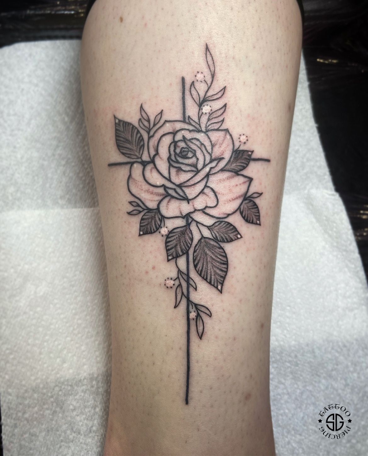 Rose for Priscilla #rose #tattoo #pinkrose #montclair #california  #femaleartist #girlswithtattoos #flower #flowertattoo | Instagram