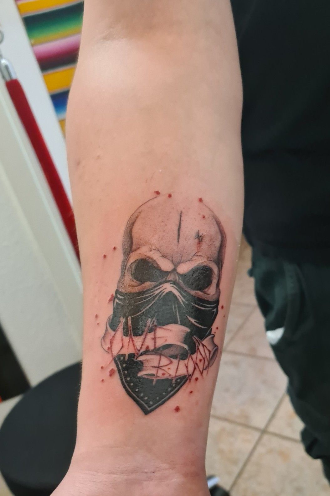 Art Immortal Tattoo : Tattoos : Half-Sleeve : Skull with Bandana amongst  the Daisies..