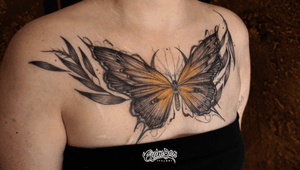 BUTTERFLY EFFECT You smashed it girl 🔥 Hit the ❤️ and tell us how much you like it! Bookings with our talented team: info@crimsontalestattoo.co.uk #butterfly #butterflytattoo #butterflytattoos #chesttattoos #awesometattoos #tattooartists #besttattoos #londontattoos #tootingtattoo #londontattoostudio #tattoolondon #dailytattoos #blackworklondon #tattoosforwomen #finelinetattoos #tattoostyle #beautifultattoos