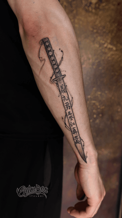 forearm sword