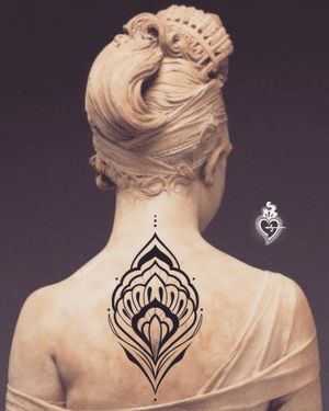 Concept tattoo disponible. Consultant via DM.#ornamentaltattoo #ornament #blacktattooart #blackworktattoo #barcelonatattoo #boldtattoos #coiltattoomachinesonly