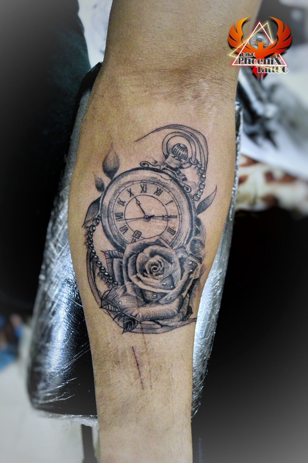 The 12 Best Clock Tattoo Ideas Designs for Your Next Tattoo