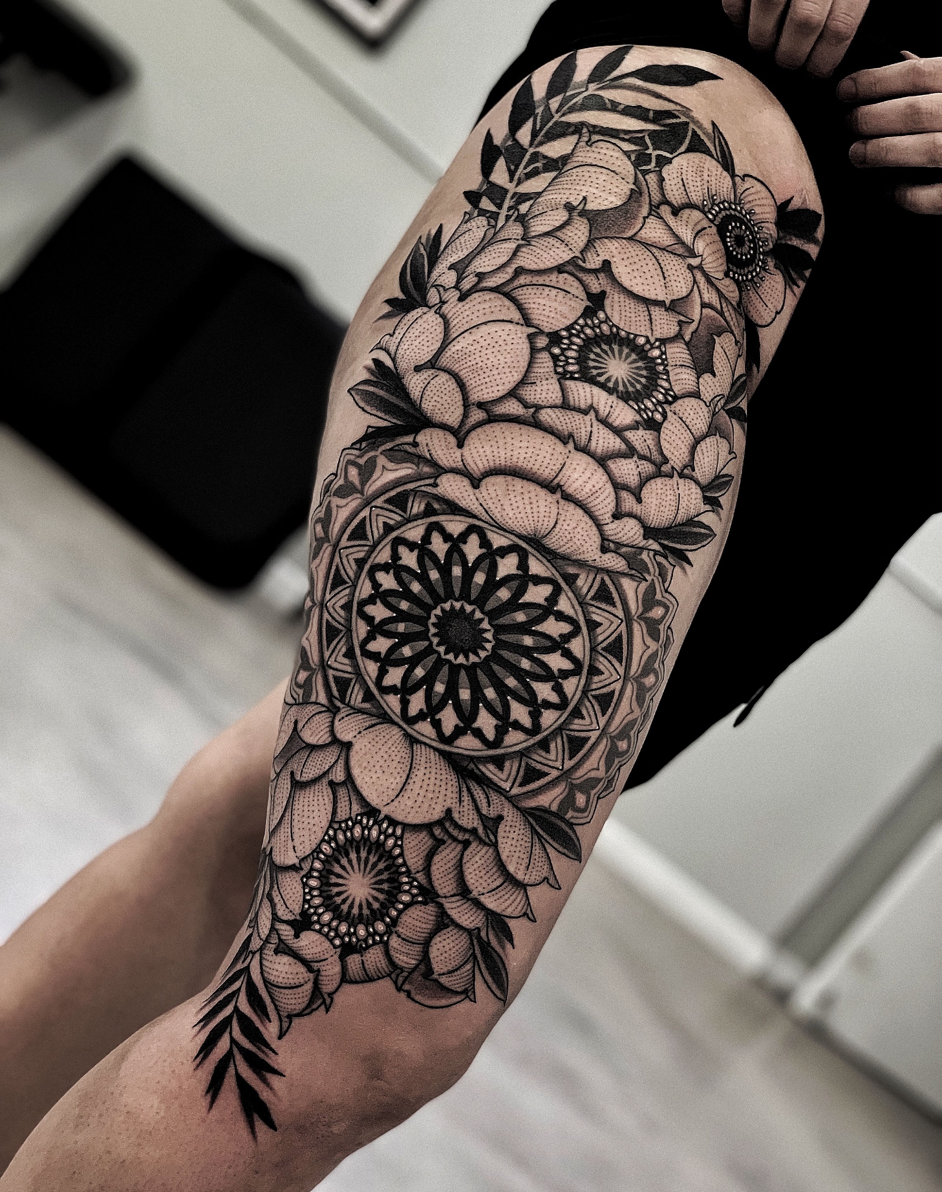 22 Talented Floral Tattoo Artists You Need to Know  Tattoodo