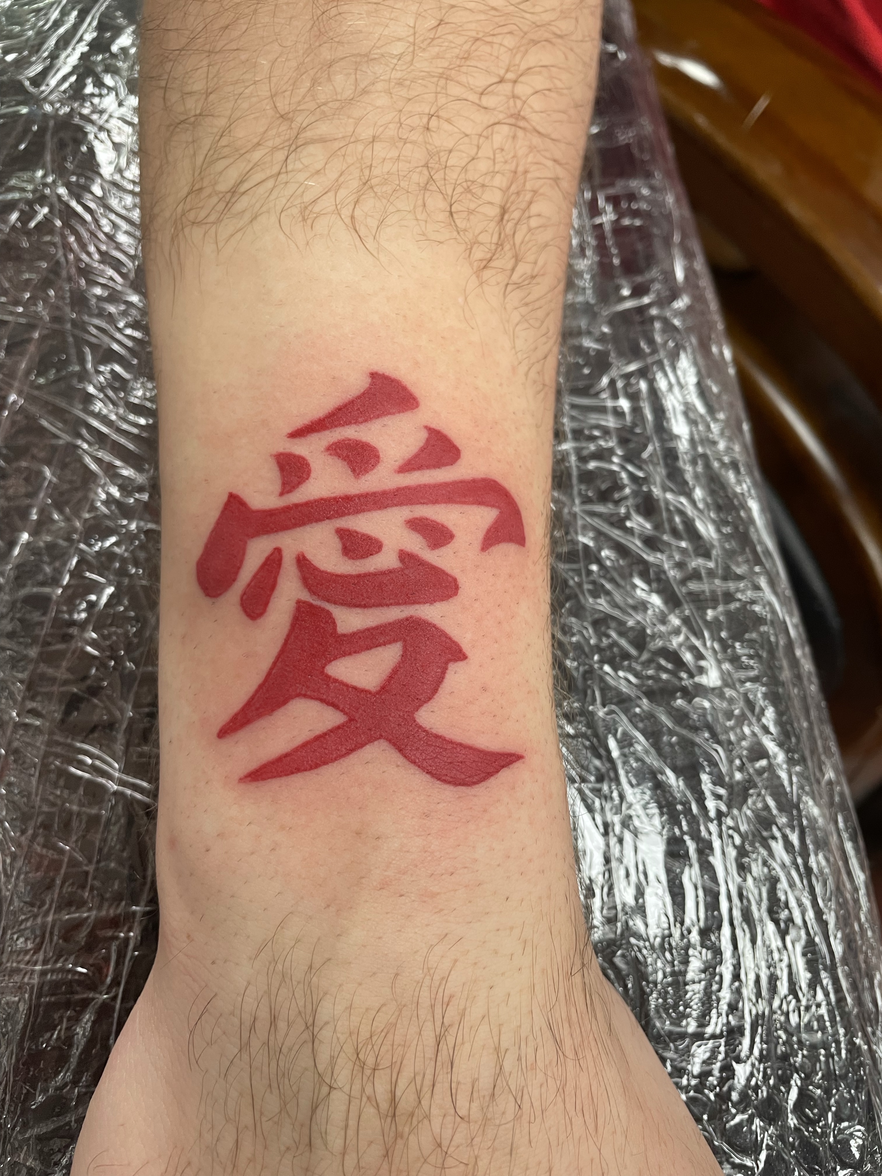 Kanji amor tatuagem Gaara. em 2023