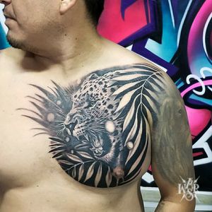 Tatuaje de Jaguar. ✍🏻...#tattoowars #tattoosbcs #tattooink #tattooart #skinart