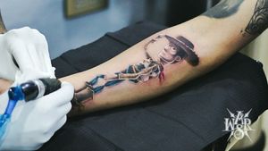 Tatuaje de Woody. ✍🏻...By: Rommel Tena ♠️#tattoowars #tattoosbcs #tattooink #tattooart #skinart
