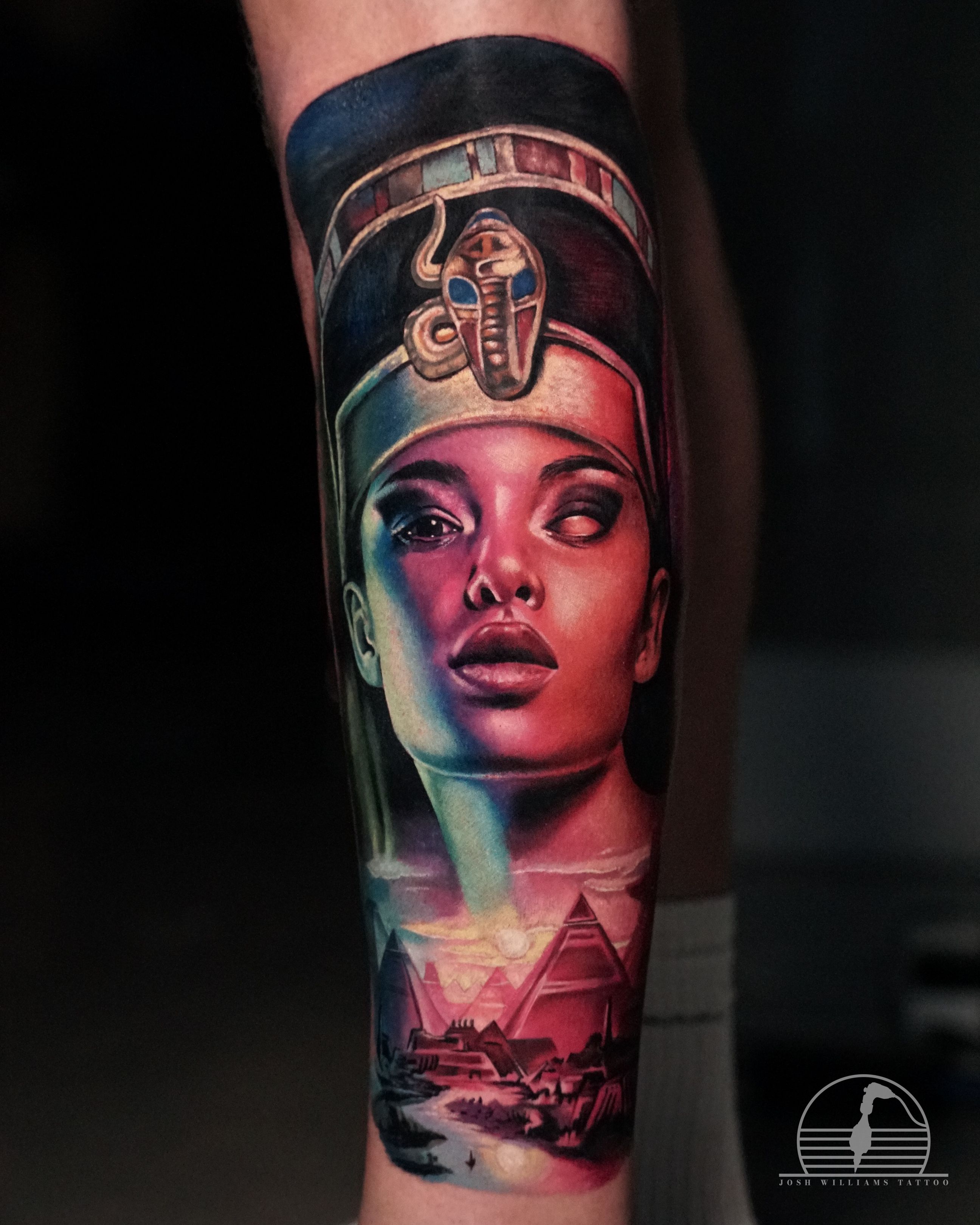 Aggregate 139+ egyptian queen tattoo best