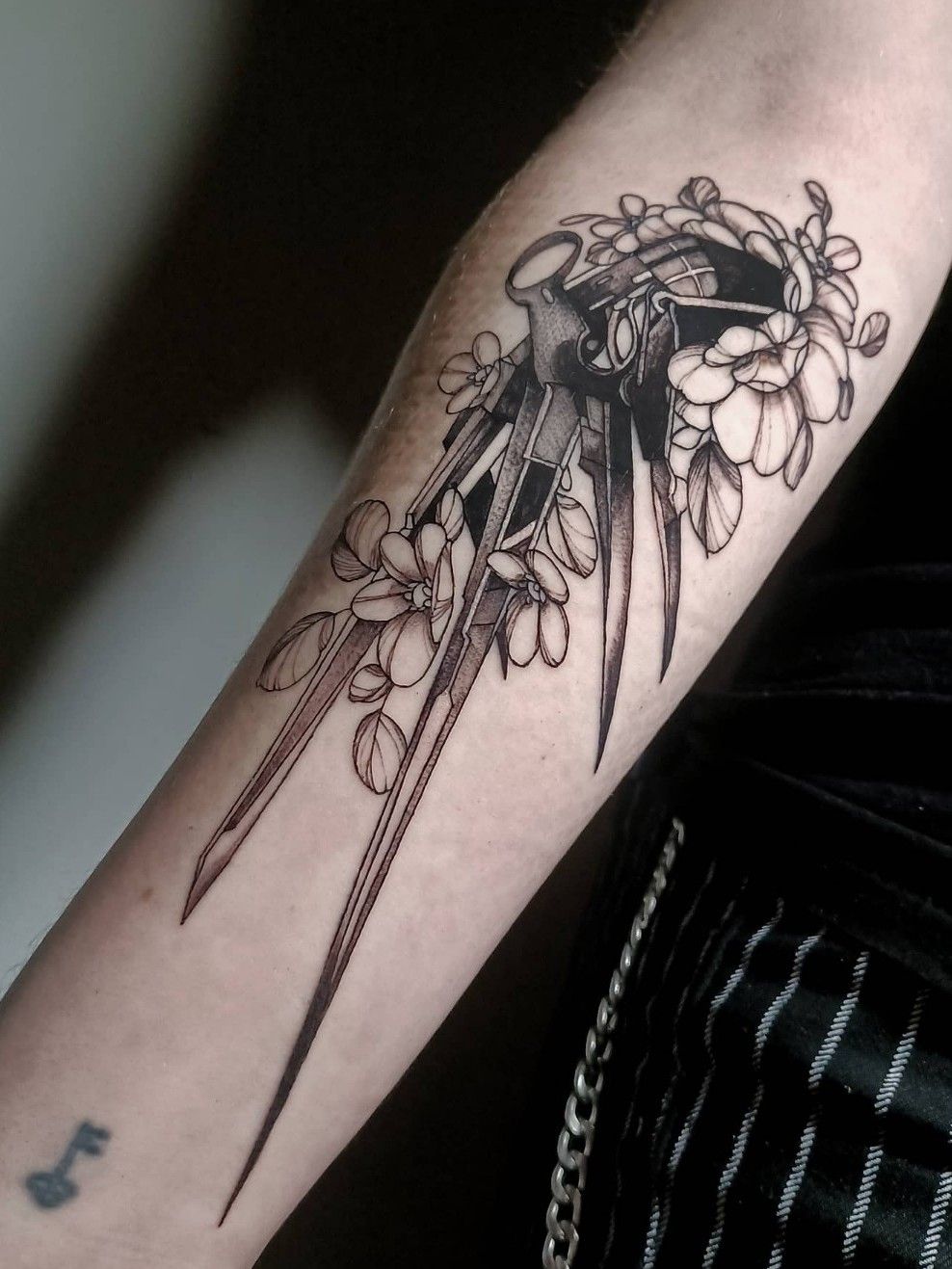 Grey Edward Scissorhands Tattoo  Best Tattoo Ideas Gallery