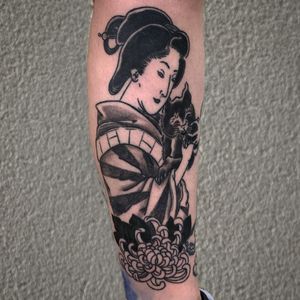 Geisha with cat on @leartiste.tattoo 🐉 Infos en Message privé 💮⠀France-paris 🇫🇷⠀Prochain passage sur Lyon du : 20 au 24 juilletLyon et @mercibisoustattoo Paris at @inkspotstudiotattoo With @fusion_ink @kwadron & @killerinktattoo supplies Infos en message privé 📱⠀••••#paristattoo #tristvnttt #geishatattoo #geisha #geishaart #geishajapan #lyon #lyontattoo #tattoos #tattoo #tatuaje  #backtattoo #estampe #fullbacktattoo #japanesetattoo #geishatattoo #backtattoo #geisha #geishatattoo #girltattoos #girl #tattoo #tattoos #tattooart #tattooartist #tattooed #blackandgreytattoo #killerinktattoo #traditionalart