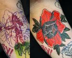 Red and black peony cover up. Done in one session. 