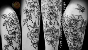 An collab! The outline of the upper portion of flowers & leaves were done by Maddy Drew. I later on added the 3 flowers and leaves on the bottom, the jewelry bits, the butterfly, and the overall shading. 🌹🏵💐....#FloralTattoo #butterfly #WhipShading #StippleTattoo #BlackTattoo #Stippling #JewelryTattoo #ButterflyTattoo #sleeve #TattooSleeve #SleeveTattoo #tattoos #BodyArt #BodyMod #modification #ink #art #QueerArtist #QueerTattooist #MnArtist #MnTattoo #VisualArt #TattooArt #TattooDesign #TheTattooedLady #TattooedLadyMN #NikkiFirestarter #FirestarterTattoos #firestarter #MinnesotaTattoo