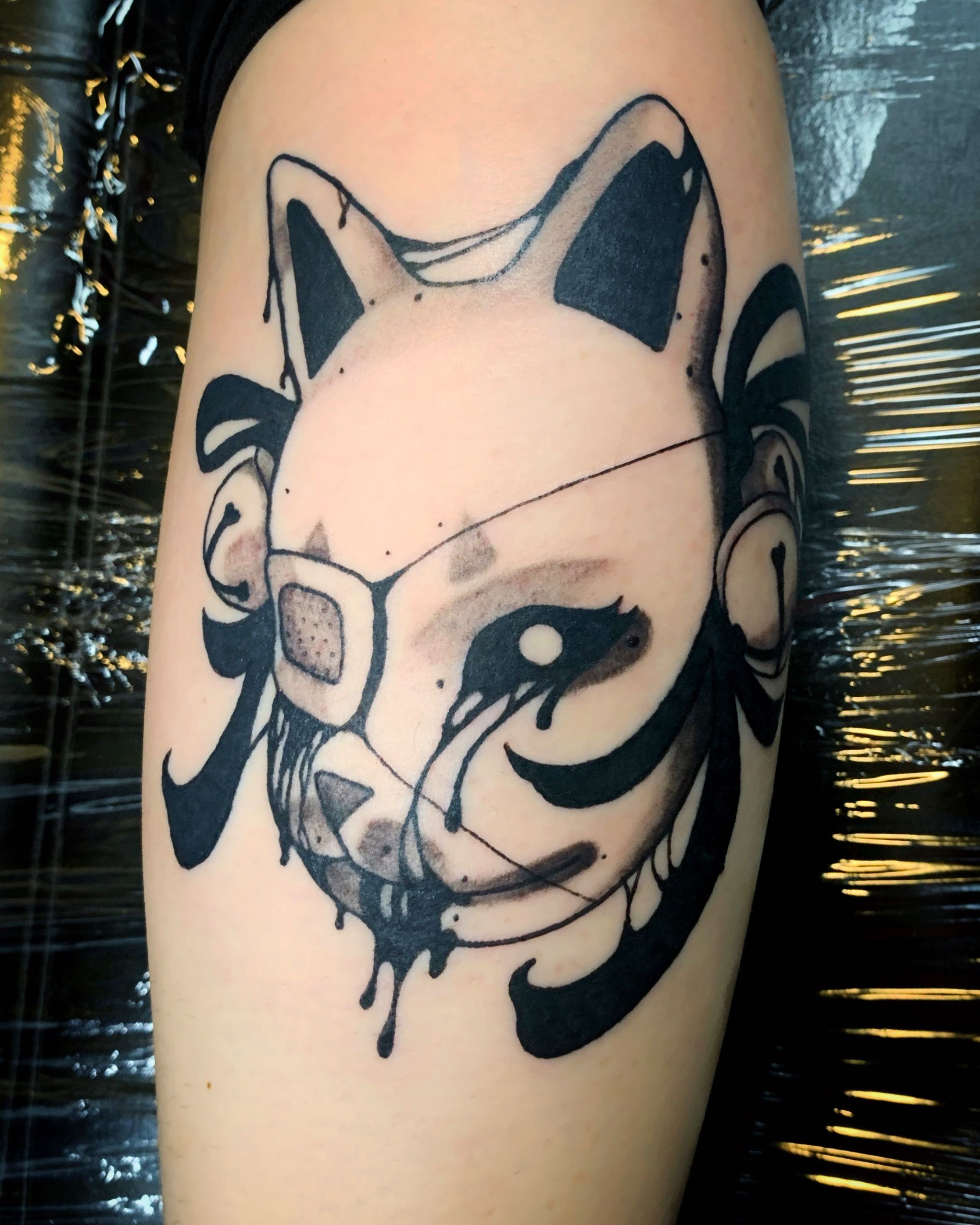 𝐋 𝐔 𝐍 𝐀 on Twitter Tattooed this Japanese Kitsune mask thigh piece   httpstcolx2DD9KVIR  Twitter