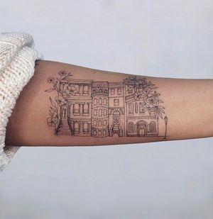 Brownstone tattoo 🌙 Nothingwild Tatouage Paris 