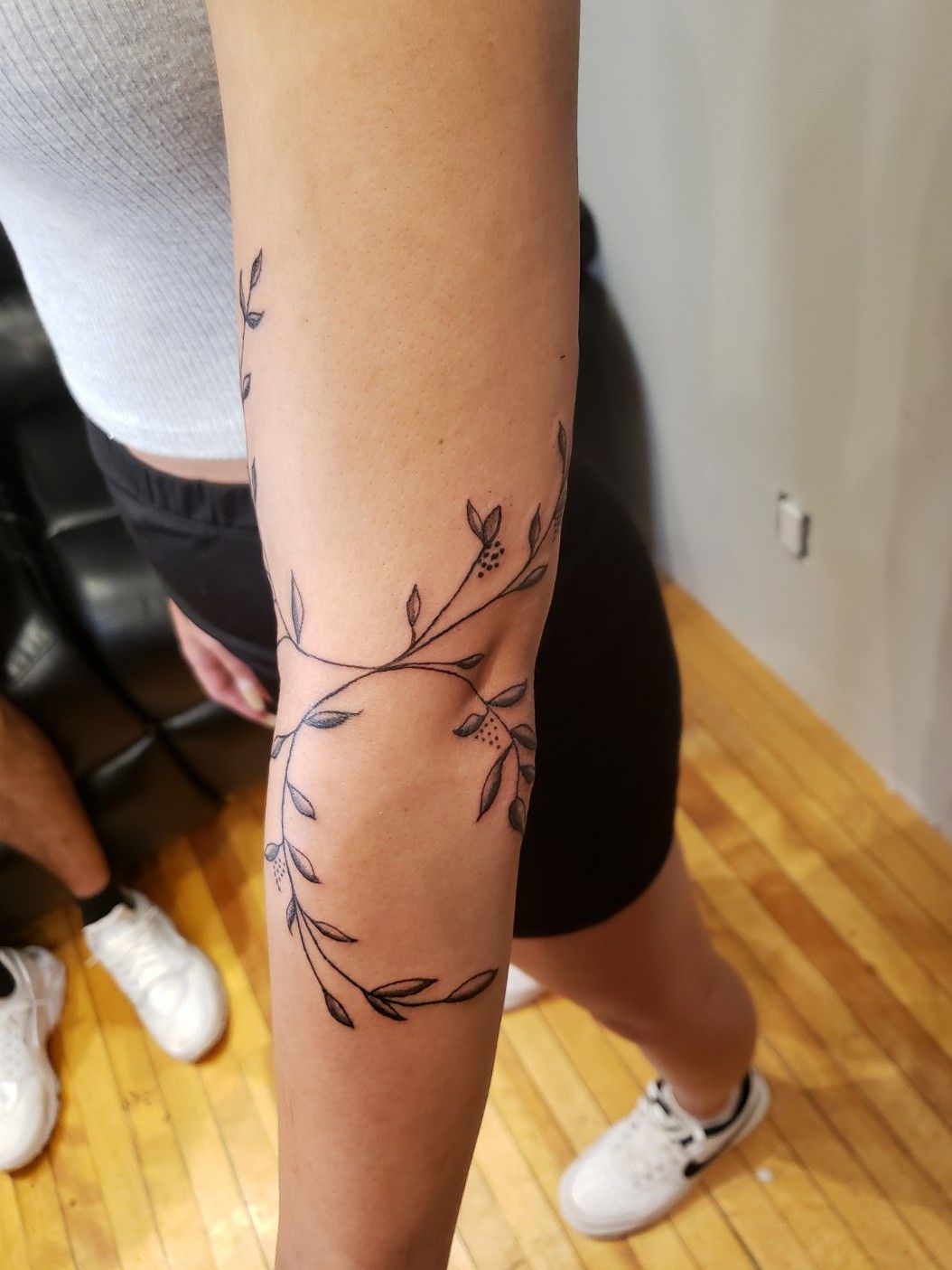 hops black and grey vine tattoo by DLacie TattooNOW