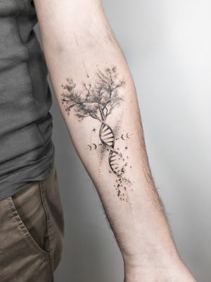 Tree Life ADN Tattoo Dotwork