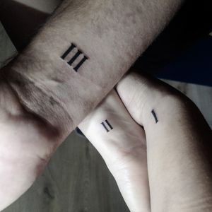 🖋️✨ Disponibilité !📲Écrivez-moi pour plus d'informations 😉#paris #parisiledefrance #parisstreetstyle #paristattoo #francetattoo ##francetatouage #paristatouage #blackworktattoo #blackandwhite #lineworktattoo #puntillismotattoo #3rltattoo #tattooworkers #tattoolife #tattoolifestyle #tattooink #tattooinspiration  #tattoos_of_instagram #tattooshop #tattooshoutout 
