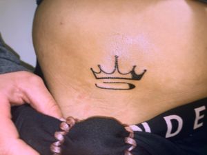 Tiny little crown on the hip, for every true princess at heart. Done at Modern Day Martyrs off Southwest 6th Street in Amarillo, Texas.