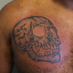 traditional black and grey tattoo skull