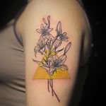 Triforce + Lilies