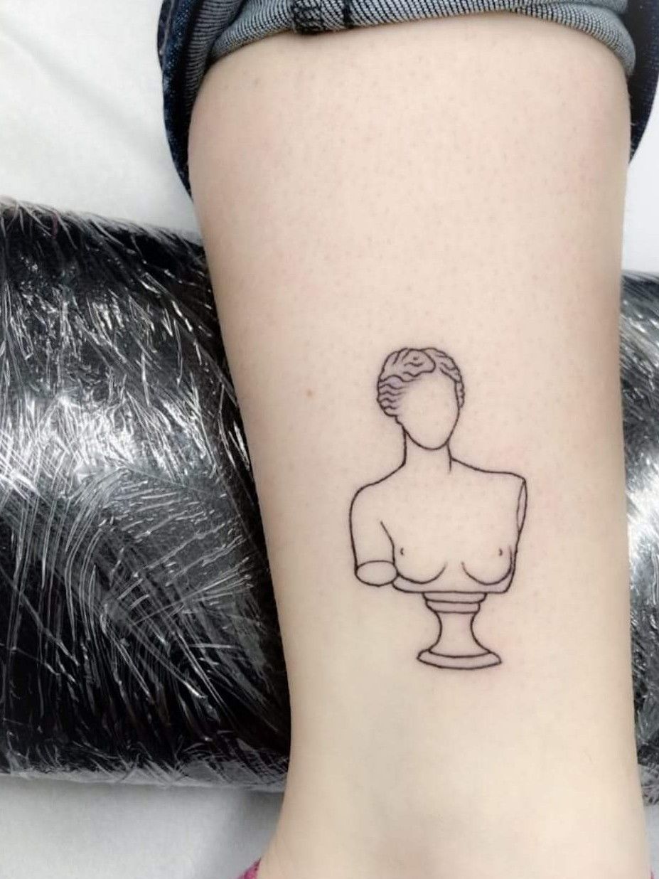 Beautiful Venus Sign Tattoo