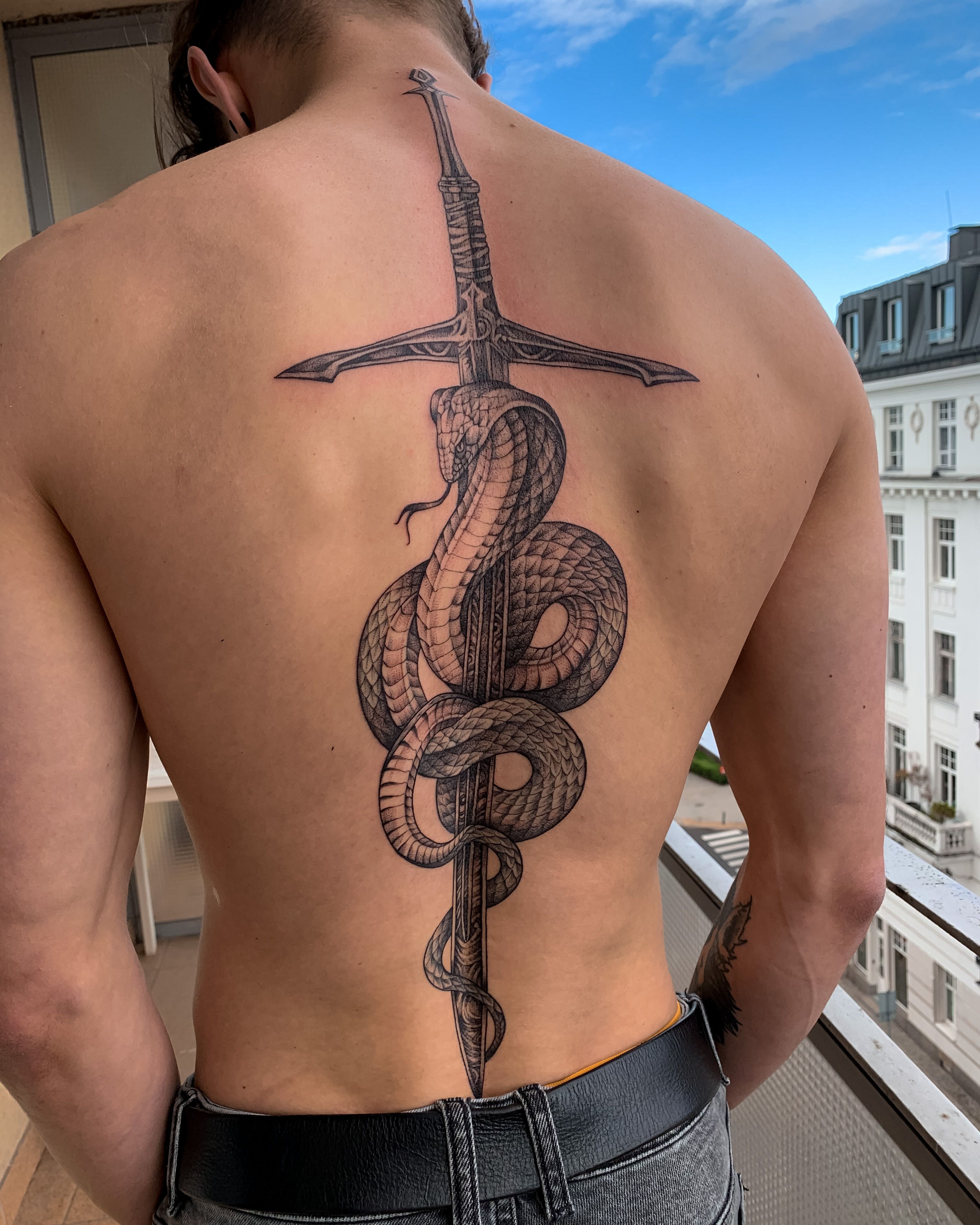 Hood Neck Tattoos. | Neck tattoo for guys, Neck tattoos women, Black men  tattoos