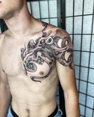 Tattoo by Old buddha tattoo studio