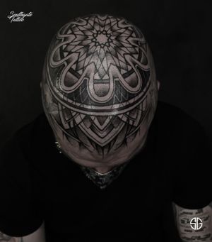Completed head mandala project by our resident @o.s.c.r.tttst for @omerpitbull  Bookings/info: 👉🏻@southgatetattoo  • • • #headmandala #mandala #tattoo #southgatetattoo #sgtattoo #sg #mandalatattoo #darktattoo #blackworktattoo #londontattoo #londontattoostudio #southgate #enfield #tattoos #ink #headtattoo #mandalaproject 