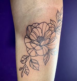 Love a good floral tattoo 😍 