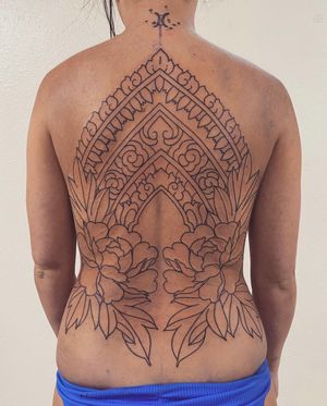 Simple Outline 6 hours of Tattooing
