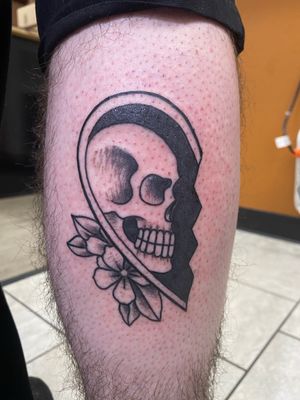 Matching skull for a couple’s tattoo 