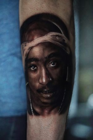 TUPAC PORTRAIT #portrait #realism #tattoo #art #ink #tattoo #charlyavila #blackandgrey #surrealist 