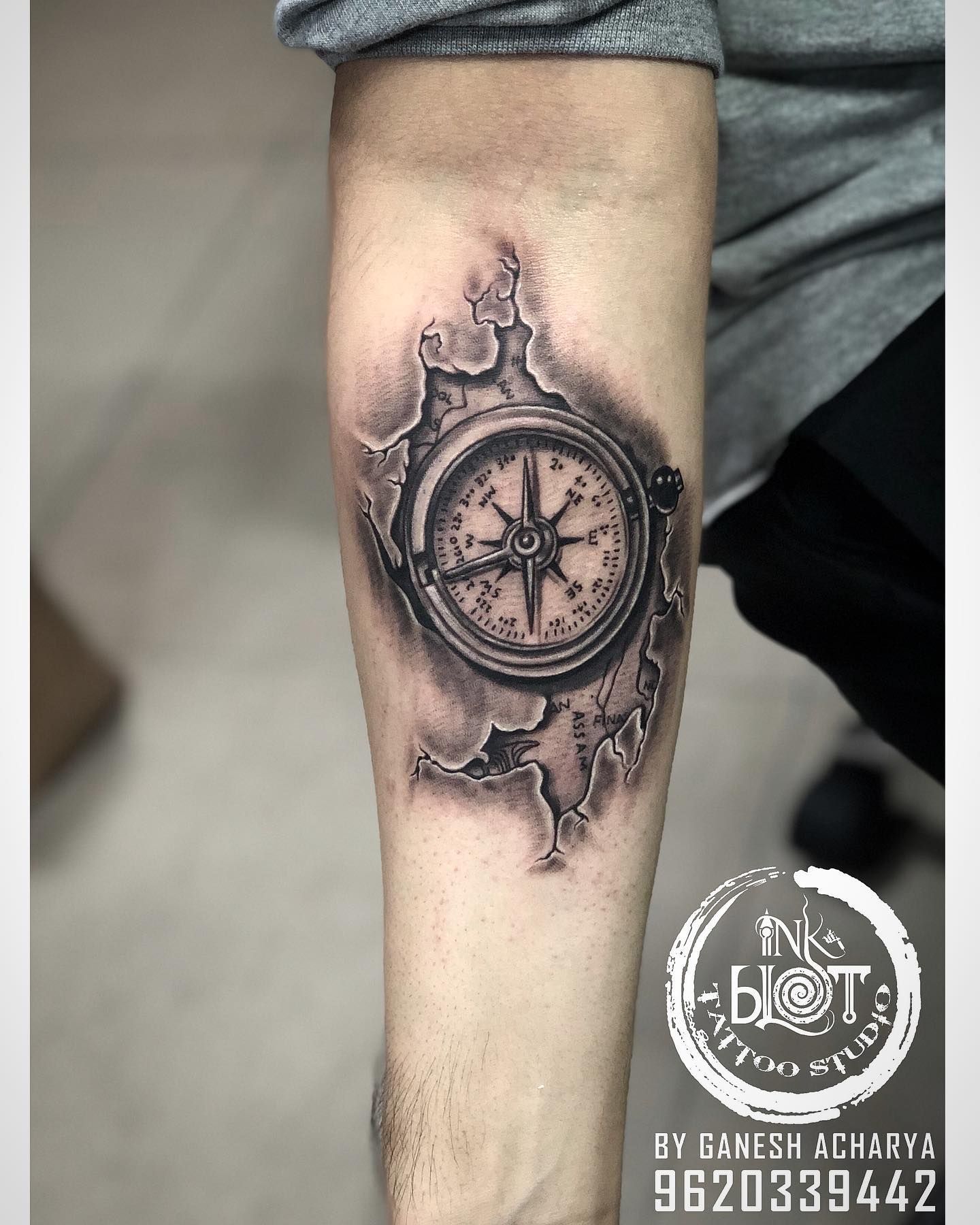 100 Awesome Compass Tattoo Designs | Art and Design