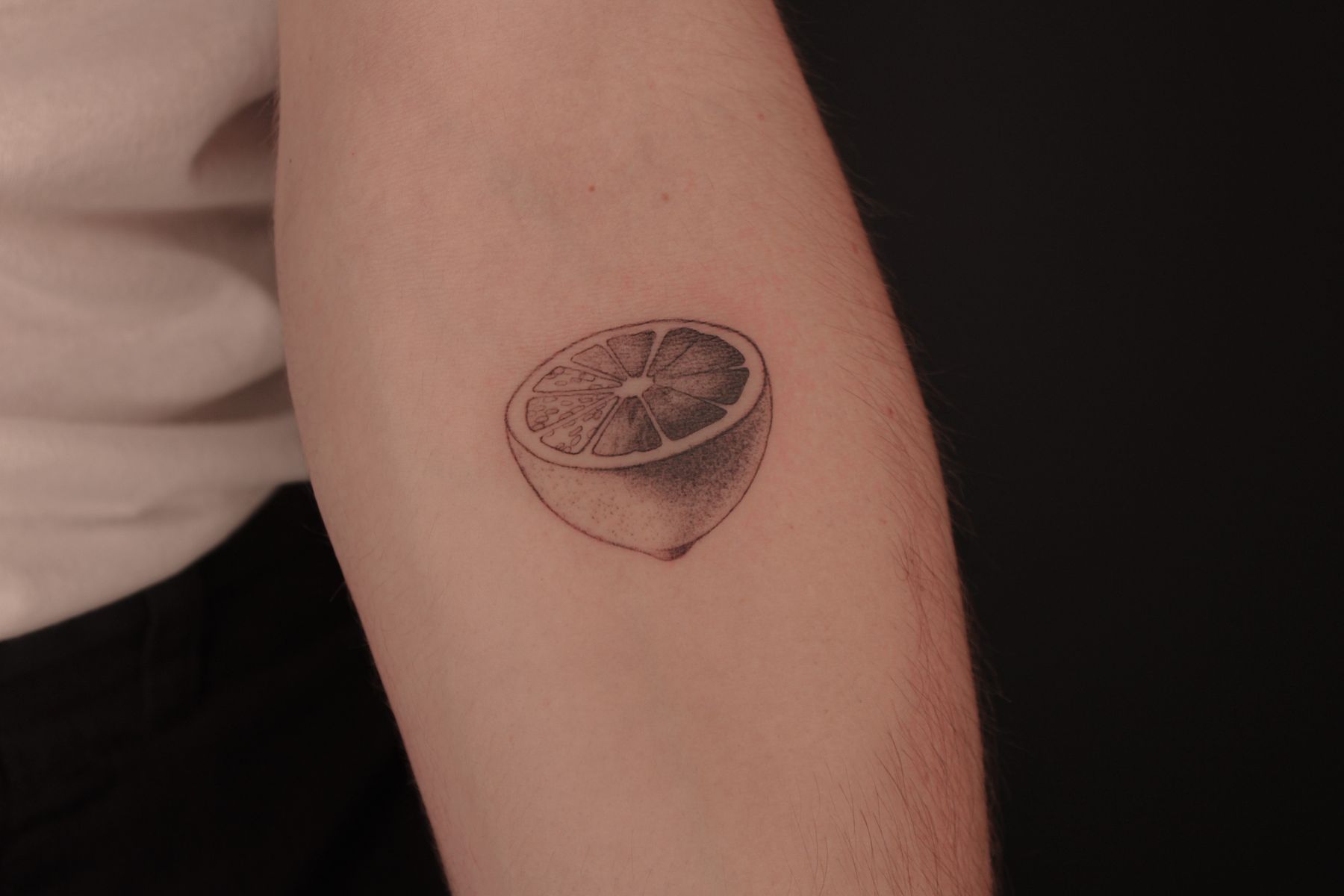 8. Tattoo Removal with Lemon Juice - wide 3