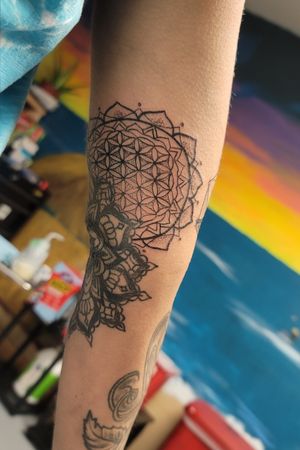 Did this cool geometric piece yesterday! 