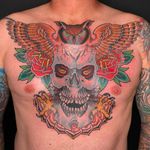 Skull & Owl chest piece #traditional #colortattoo #traditionaltattoo #chesttattoo #owltattoo #skulltattoo 