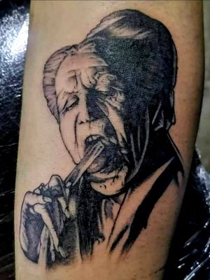 DraculaBram StokerDe Wyvern TattooPor Omar Wayne