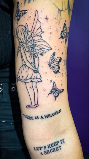 Super cute filler piece done for Tabytha 🥰 (The little girl is not my design but I added the wings to her/touched up the line work and added the butterflies, etc around her! The script below was not done by me!) 