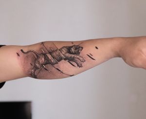 Tattoo by Equilattera