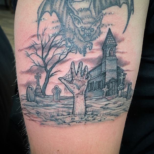 Done by me @inky.radish at graveyardnyc in nyc : r/TattooApprentice