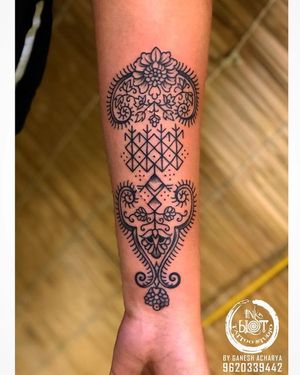 henna  tattoo by inkblot tattoos contact :9620339442