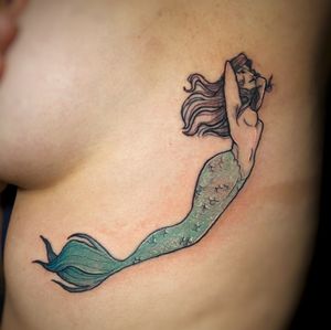 Mermaid sideboob piece. Forever love drawing and tattooing pretty women. 