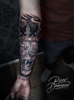 #Realism #Lion #blackandgrey #sleeve #king