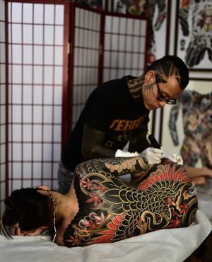 GET A BODYSUIT . . . #feathercloudfamily #singaporetattoo #bodysuits #feathercloudtattoo #japanesetattoo feathercloudgallery.com